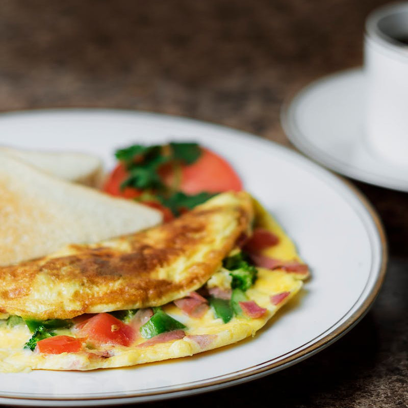 Masala Omelette with Toast